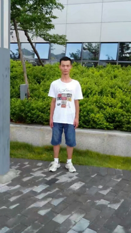 龙行天下的第一张照片--江门蓝颜知己交友网